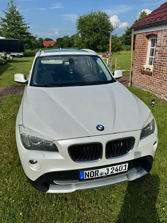 Gebraucht BMW X1 143 PS (105 kW) 2012 Weiß SUV