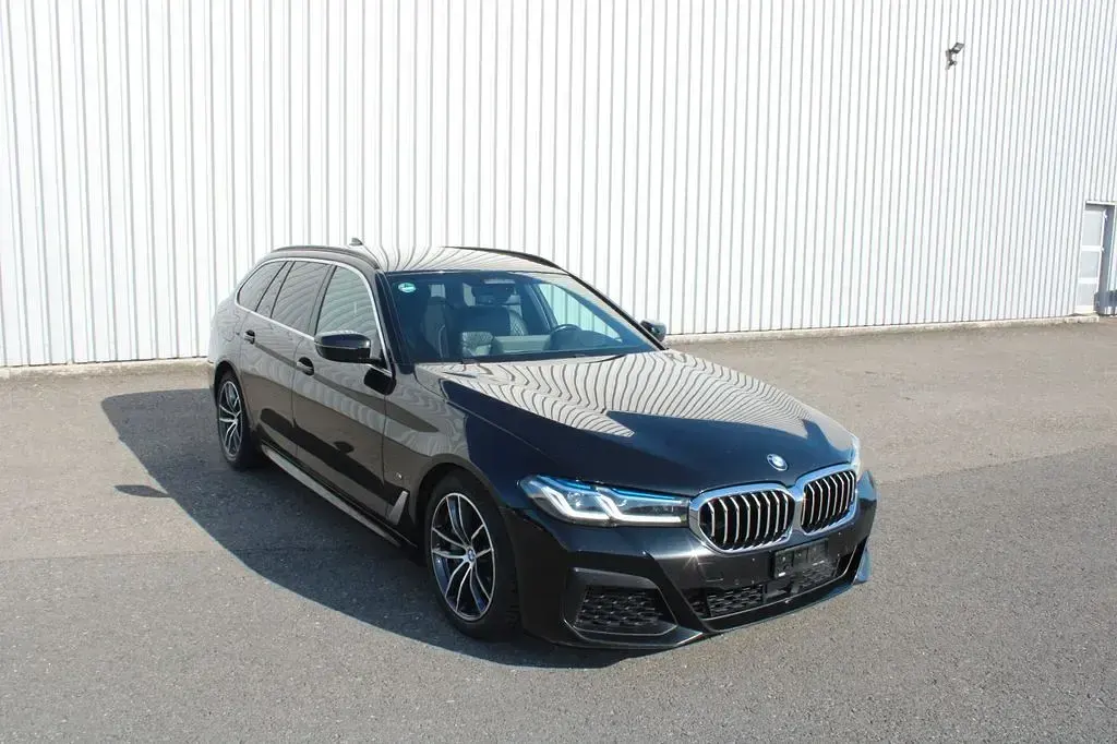 Gebraucht BMW 540 340 PS (250 kW) 2022 Schwarz Kombi
