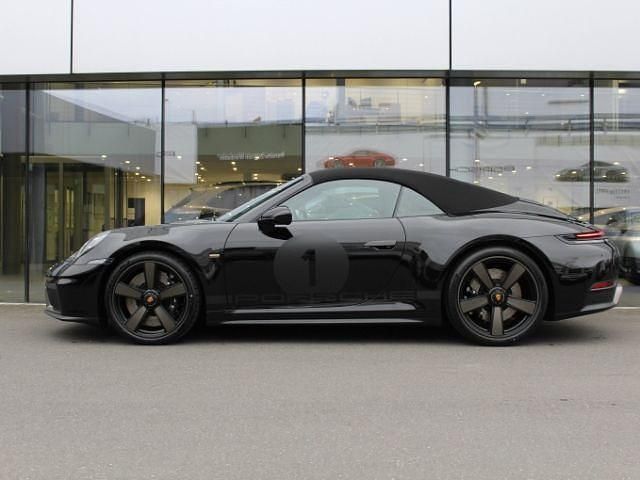 Neu Porsche 992 541 PS (397 kW) 2026 Schwarz Cabrio