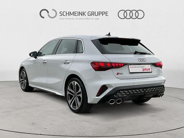 Gebraucht Audi S3 Ambiente 333 PS (244 kW) 2024 Gletscherweiß metallic Limousine