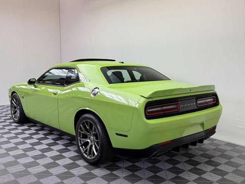 Gebraucht Dodge Challenger 492 PS (361 kW) 2015 Grün Coupé