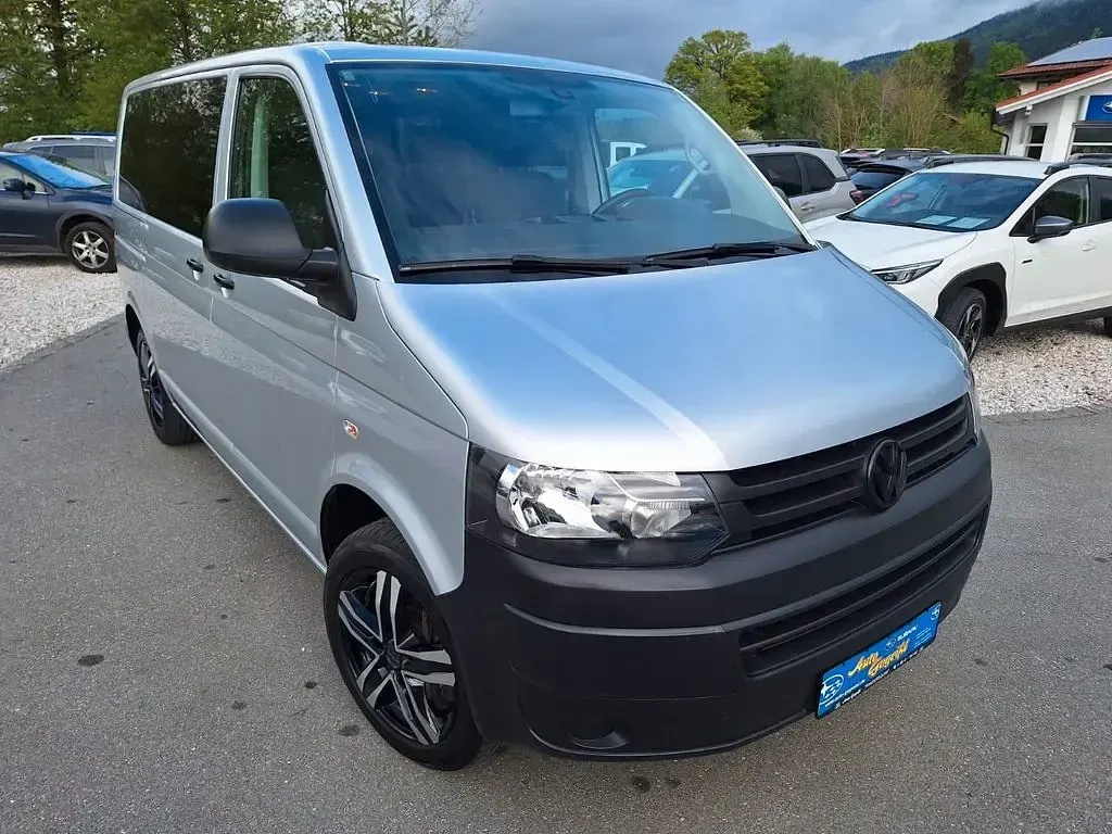 Gebraucht VW Transporter Trendline 179 PS (131 kW) 2015 Reflexsilber Van