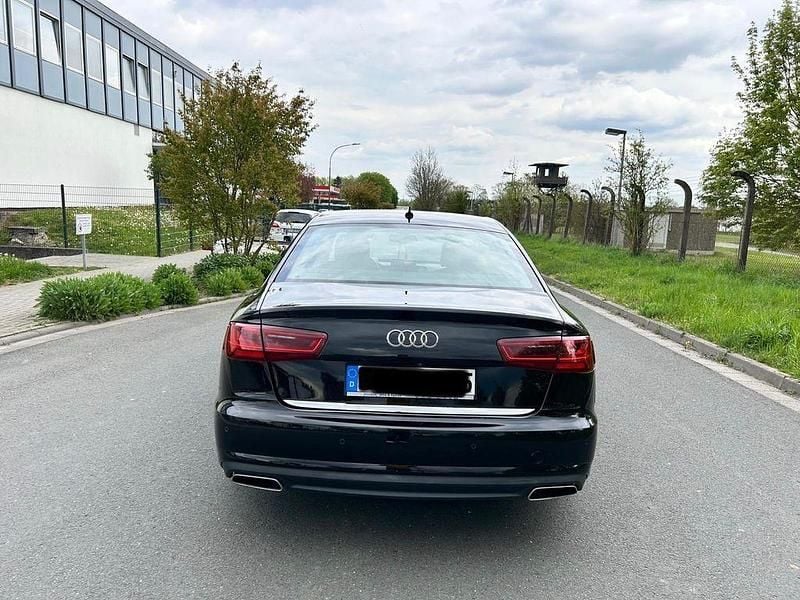 Second-hand Audi A6 Ambiente 218 CP (160 kW) 2015 Negru Berlinǎ