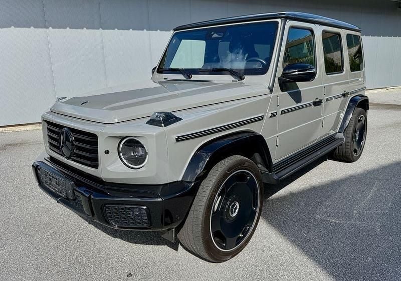 Gebraucht Mercedes G450 Exclusive 367 PS (269 kW) 2024 G manufaktur classicgrau uni SUV