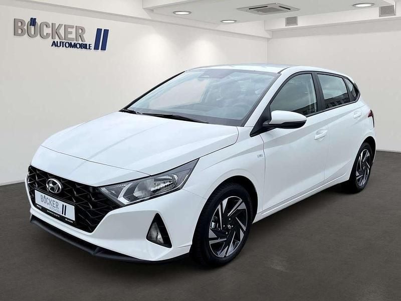 Weiß Gebraucht 2023 Hyundai i20 Select Limousine | 16.980 € (Guter Preis) - Bild 1/4