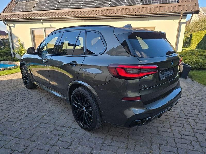 Gebraucht BMW X5 M50 Performance 530 PS (389 kW) 2023 Grün SUV