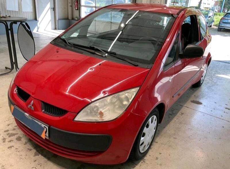 Gebraucht Mitsubishi Colt 75 PS (55 kW) 2008 Rot Limousine