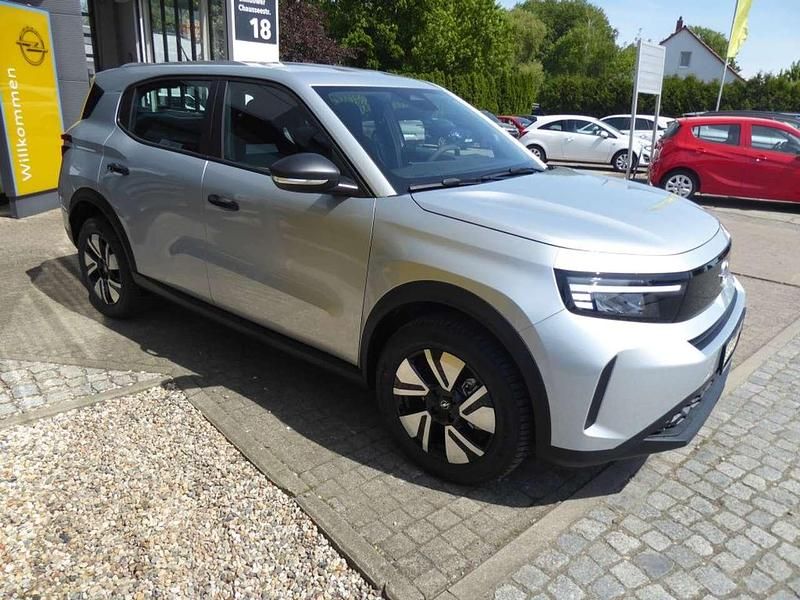 Gebraucht Opel Frontera Edition 136 PS (100 kW) 2025 Kristall silber metallic SUV