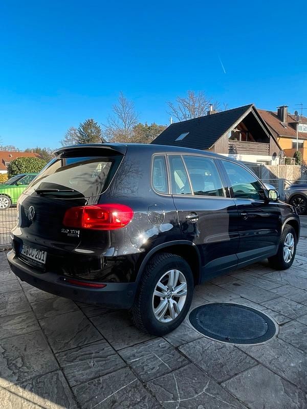 Gebraucht VW Tiguan 110 PS (80 kW) 2014 Schwarz SUV