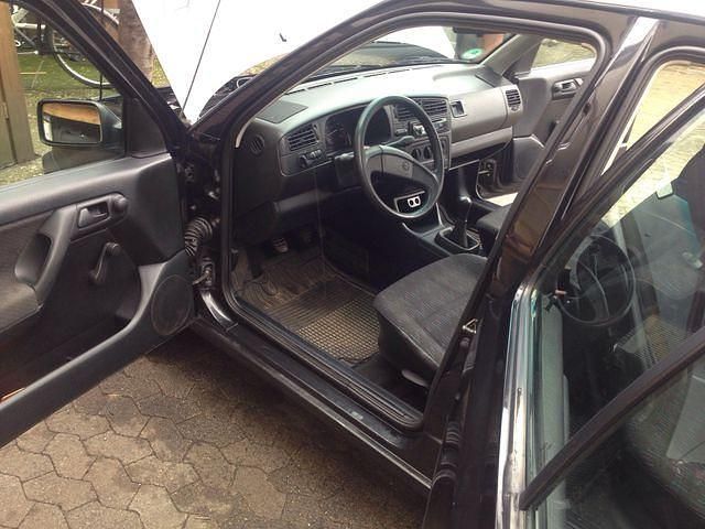 Gebraucht VW Golf III 102 PS (75 kW) 1994 Schwarz metallic Limousine