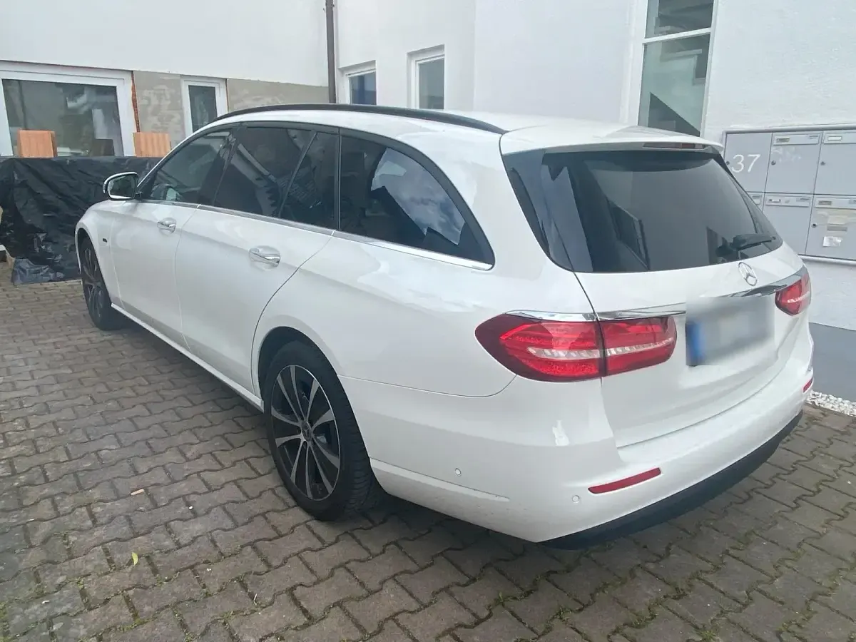 Second-hand Mercedes E300 306 CP (225 kW) 2020 Alb Break