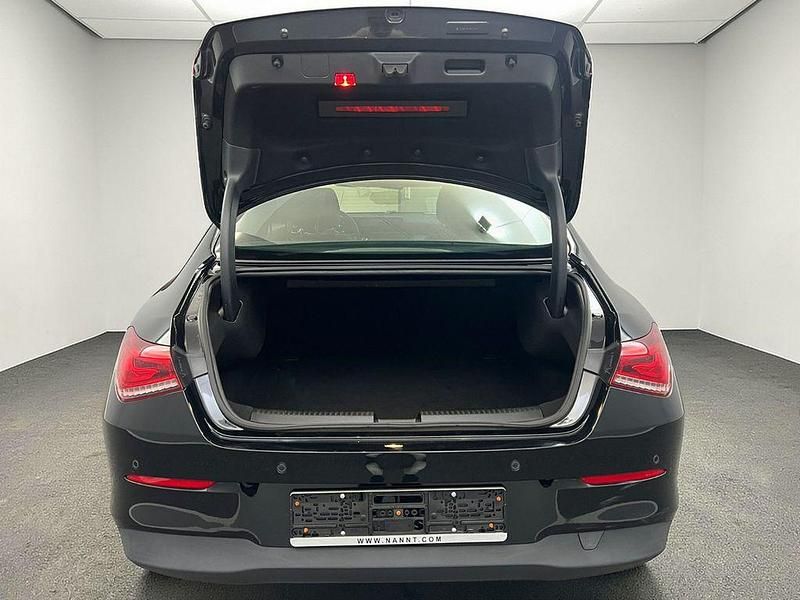 Gebraucht Mercedes CLA180 116 PS (85 kW) 2020 Schwarz Limousine