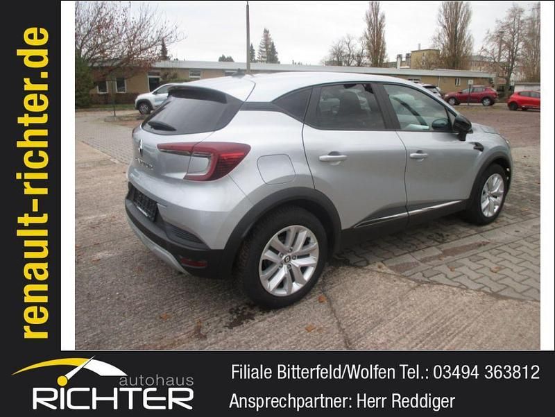 Gebraucht Renault Captur Experience 140 PS (102 kW) 2021 Silber SUV
