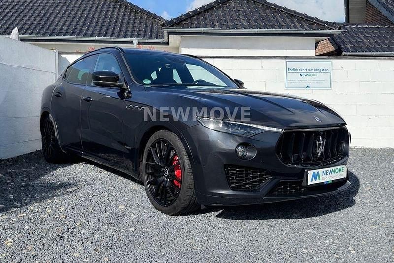 Gebraucht Maserati Levante 275 PS (202 kW) 2019 Schwarz SUV