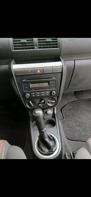 Gebraucht VW Fox 55 PS (40 kW) 2009 Weiß Kleinwagen