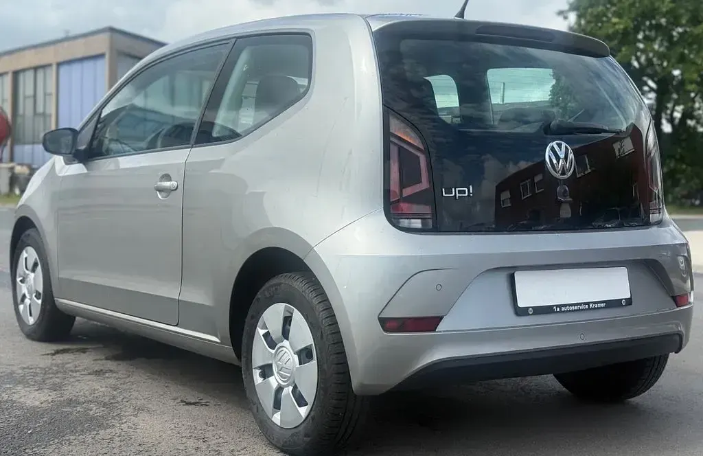 Gebraucht VW up! high up! 60 PS (44 kW) 2018 Grau Kleinwagen