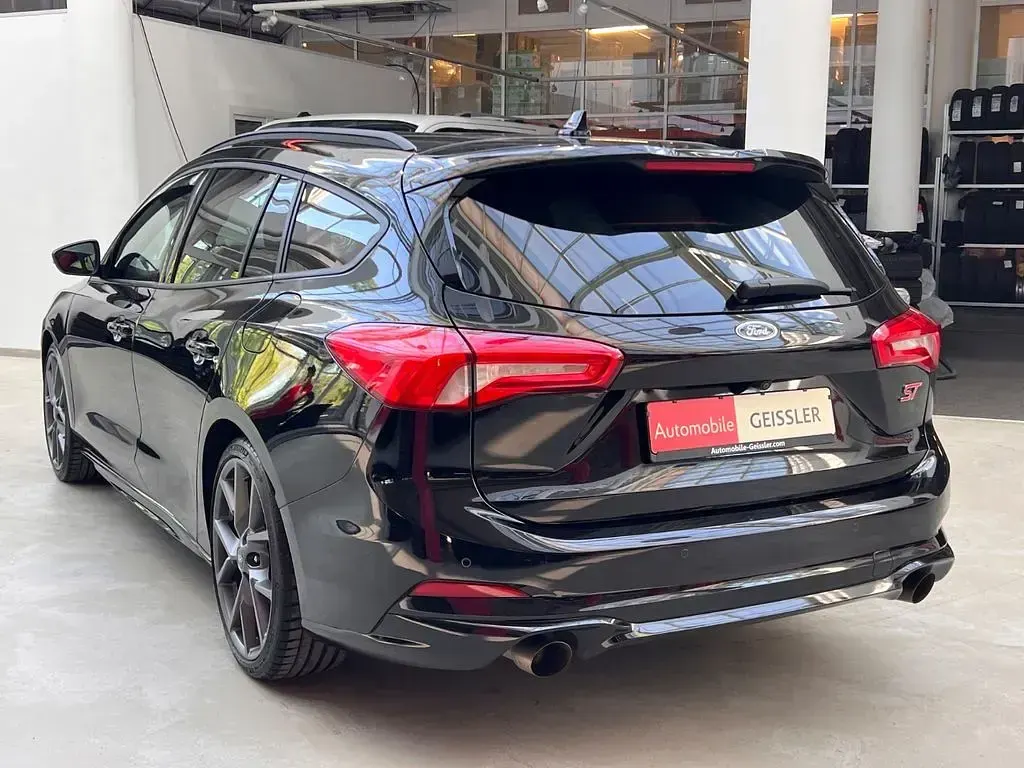 Gebraucht Ford Focus ST 280 PS (205 kW) 2022 Schwarz Limousine