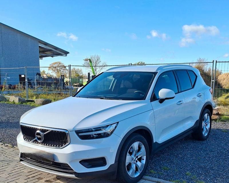 Gebraucht Volvo XC40 150 PS (110 kW) 2019 Weiß SUV