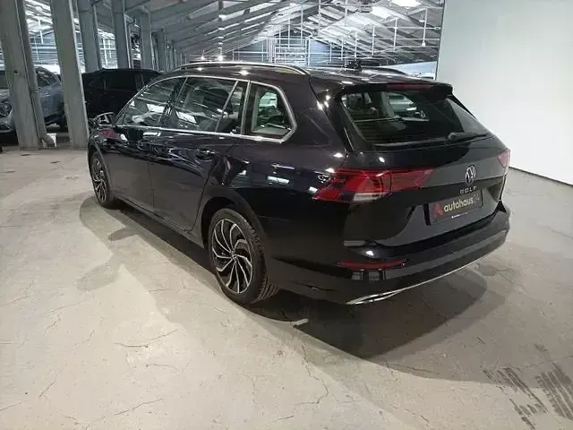 Gebraucht VW Golf VIII Style 150 PS (110 kW) 2024 Schwarz Kombi