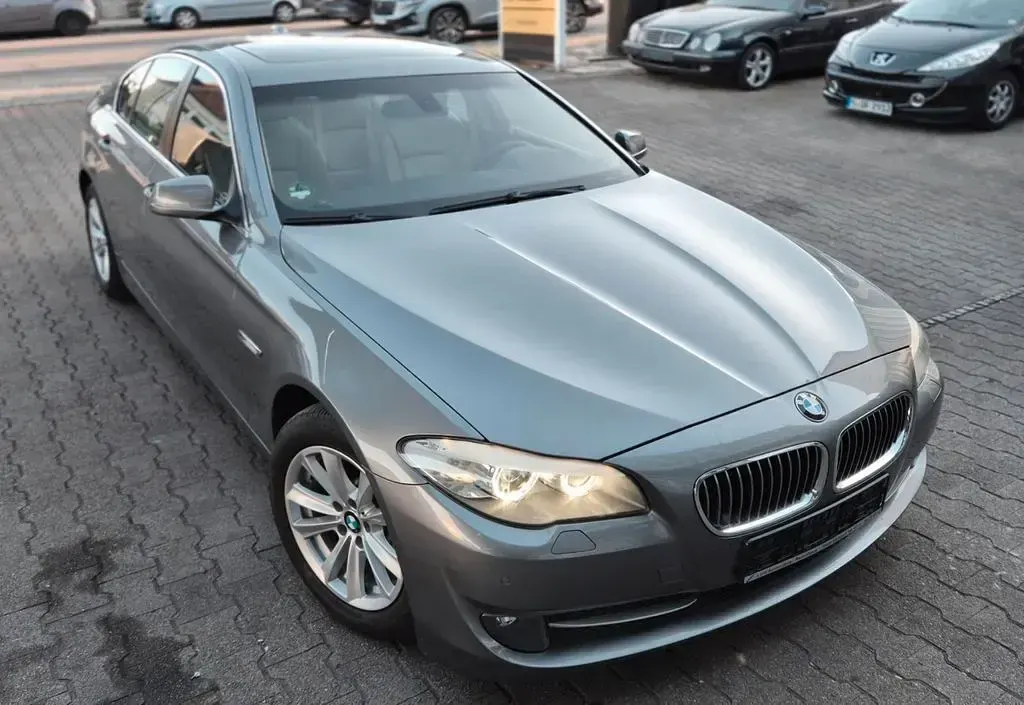 Usata BMW 528 258 CV (189 kW) 2010 Grigio Berlina
