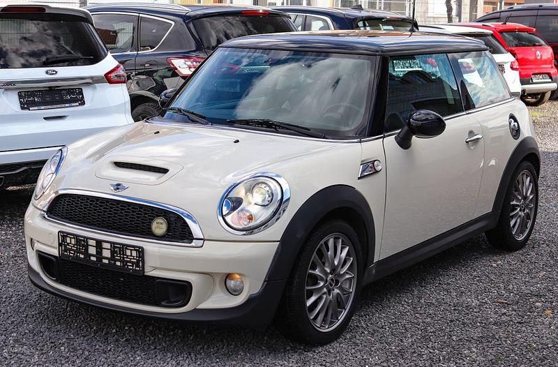 Pepper (old english) white Gebraucht 2012 Mini Cooper SD Kleinwagen | 8.790 € (Fairer Preis) - Bild 1/4