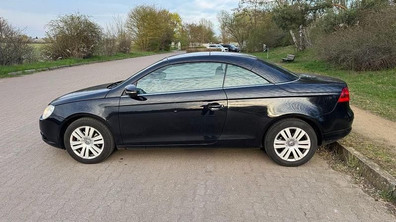 Gebraucht VW Eos 122 PS (89 kW) 2009 Schwarz Cabrio