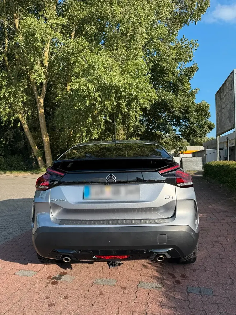 Gebraucht Citroën C4 PureTech 131 PS (96 kW) 2022 Grau Limousine
