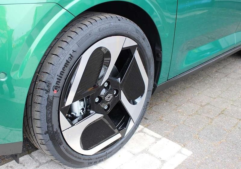 Neu Renault Twingo Urban 44 kW (60 PS) 2026 Absolutgrün Kleinwagen