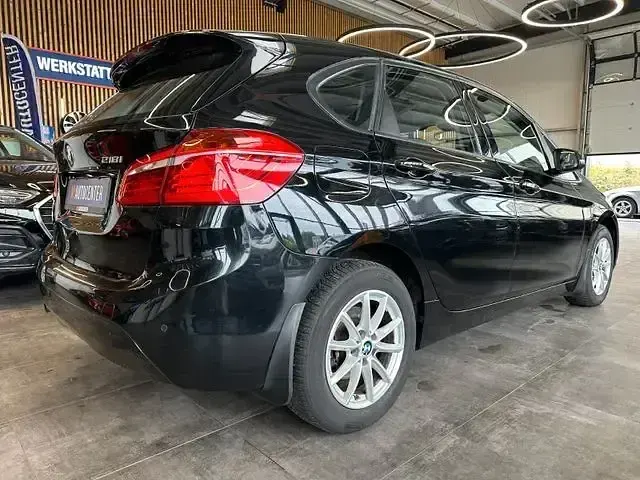 Gebraucht BMW 218 Active Tourer Sport Line 136 PS (100 kW) 2016 Schwarz Van / Kleinbus