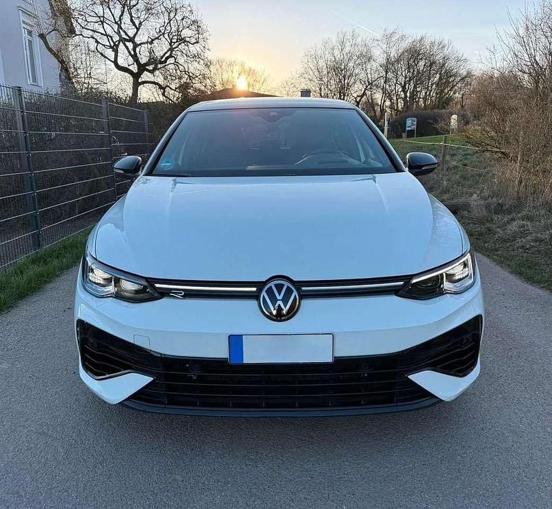 Gebraucht VW Golf R 320 PS (235 kW) 2023 Pure white Coupé