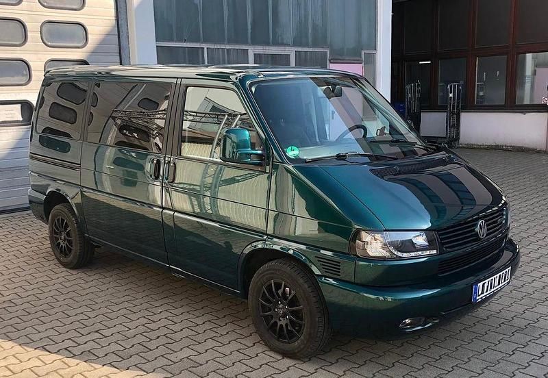Grün Gebraucht 1996 VW T4 Van | 5.000 € - Bild 1/4