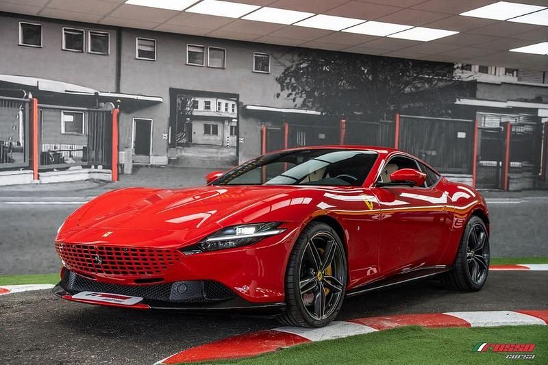 Gebraucht Ferrari Roma 620 PS (456 kW) 2024 Rot Cabrio