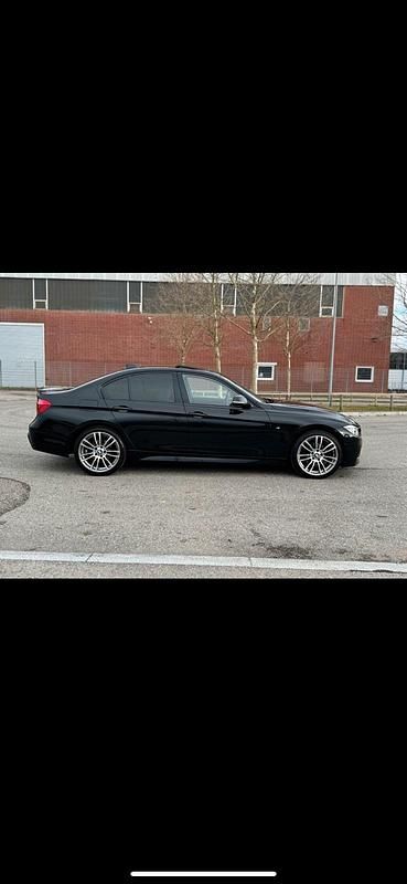 Gebraucht BMW 320 M Sport 190 PS (139 kW) 2016 Schwarz Limousine
