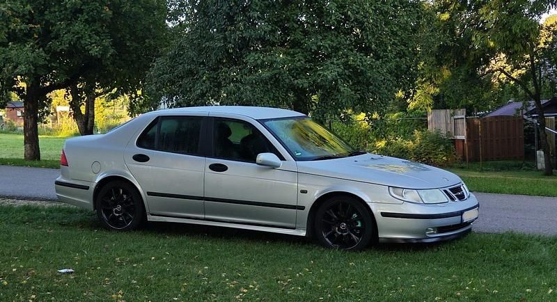 Gebraucht Saab 9-5 Aero 250 PS (183 kW) 2002 Silber Limousine