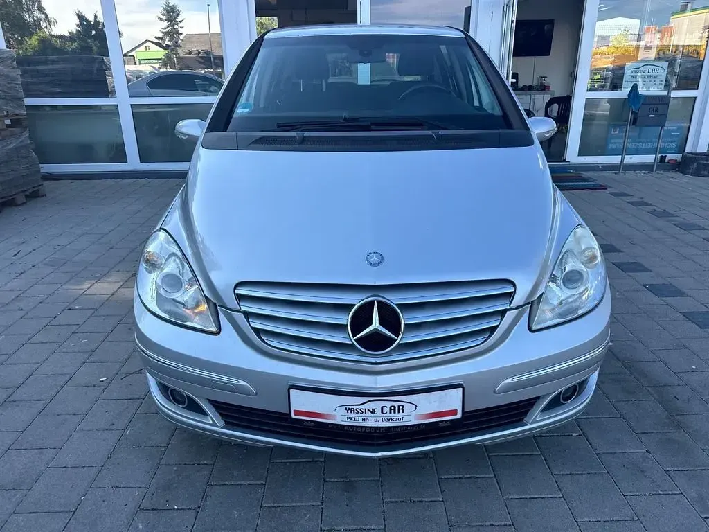 Gebraucht Mercedes B170 116 PS (85 kW) 2006 Silber Van / Kleinbus