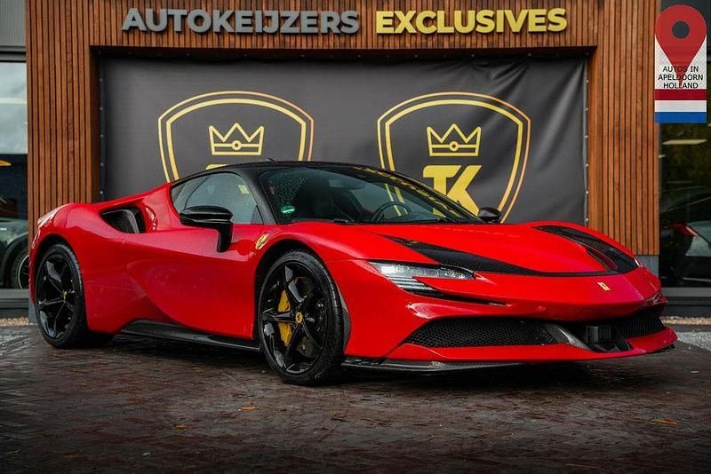 Gebraucht Ferrari SF90 999 PS (734 kW) 2022 Rot Coupé