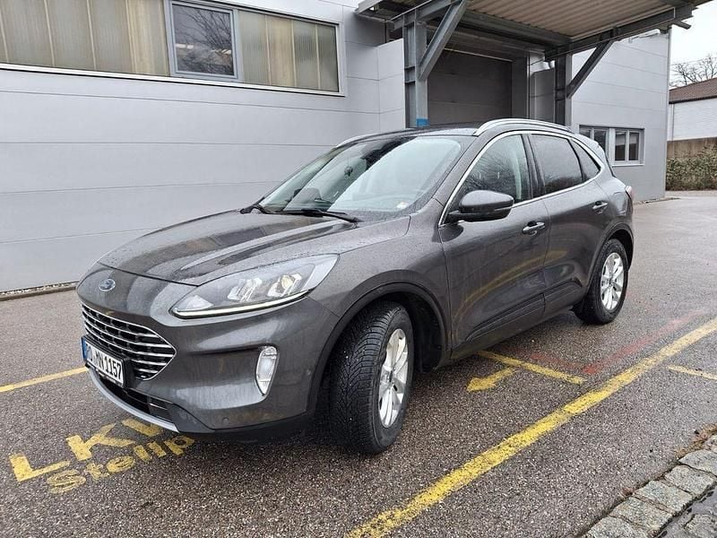 Andere farben Gebraucht 2020 Ford Kuga Titanium SUV | 19.800 € (Superpreis) - Bild 1/4