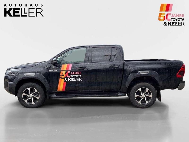 Gebraucht Toyota HiLux 204 PS (150 kW) 2025 Tiefschwarz Pickup