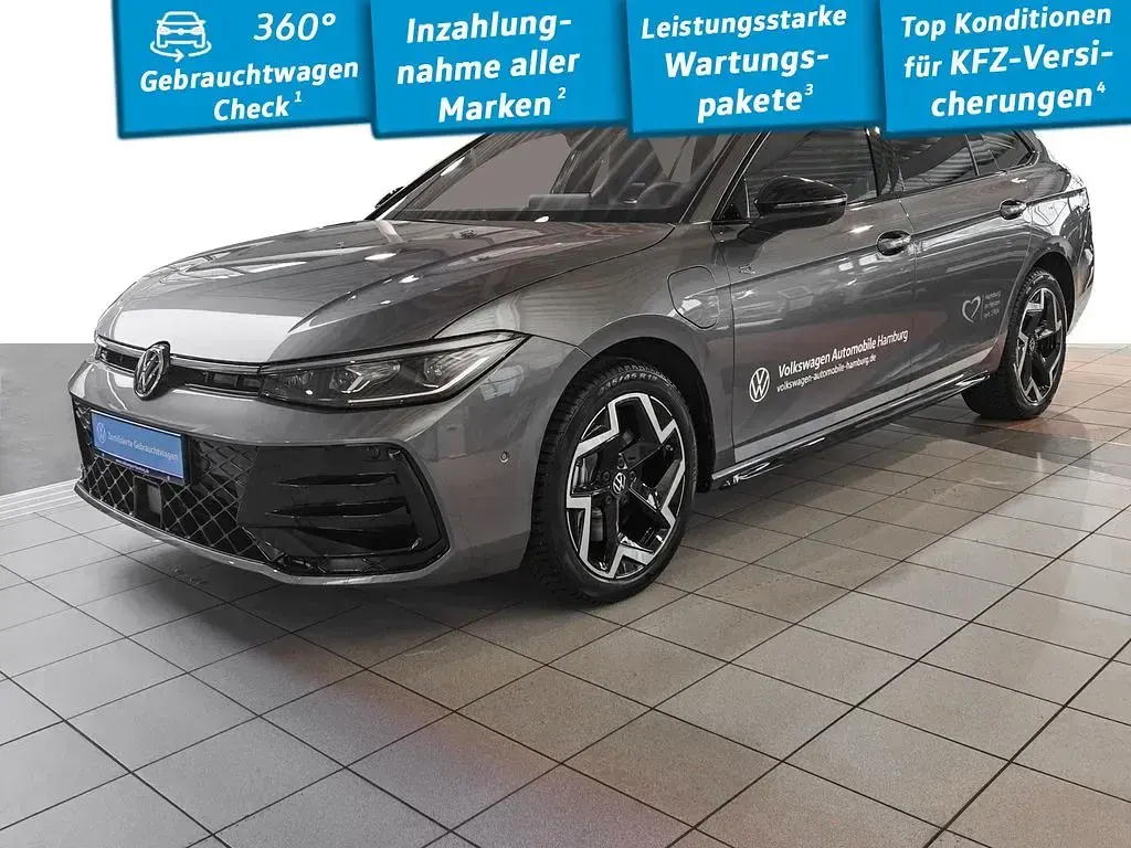 Gebraucht VW Passat R-line 177 PS (130 kW) 2026 Diabasgrau metallic Kombi