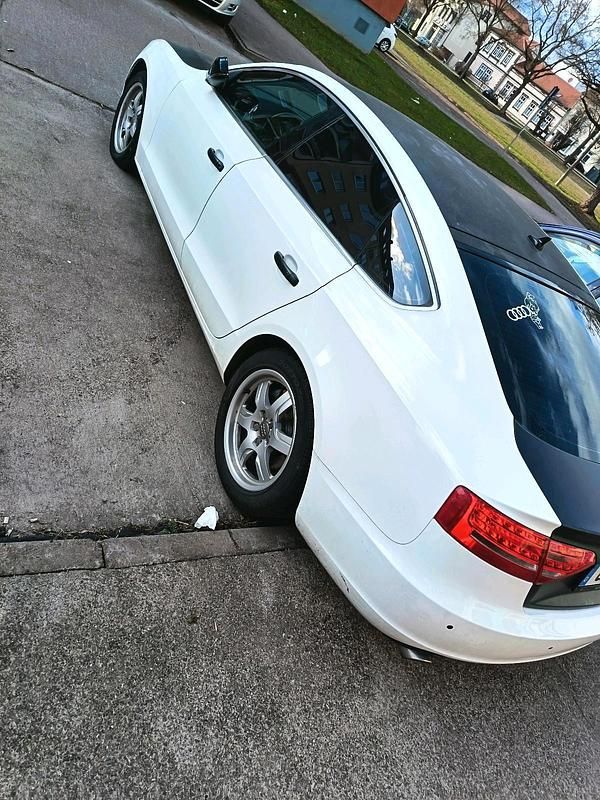 Gebraucht Audi A5 239 PS (175 kW) 2011 Weiß Coupé