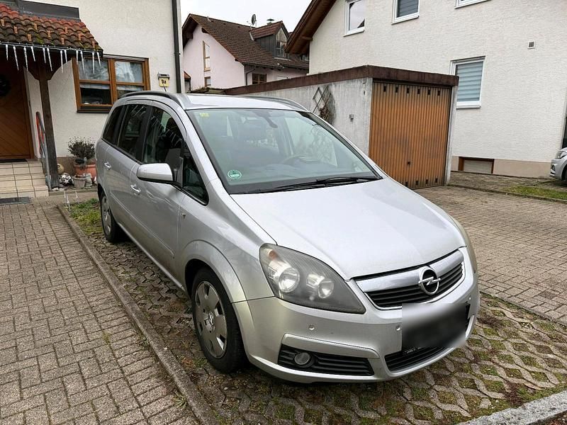 Silber Gebraucht 2006 Opel Zafira Van / Kleinbus | 1.500 € (Superpreis) - Bild 1/4