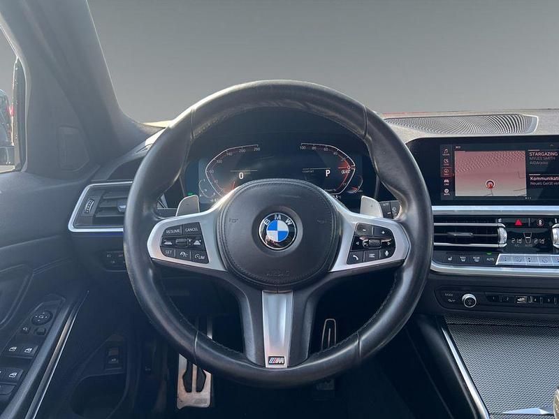 Gebraucht BMW 330 M Sport 258 PS (189 kW) 2021 Schwarz Kombi