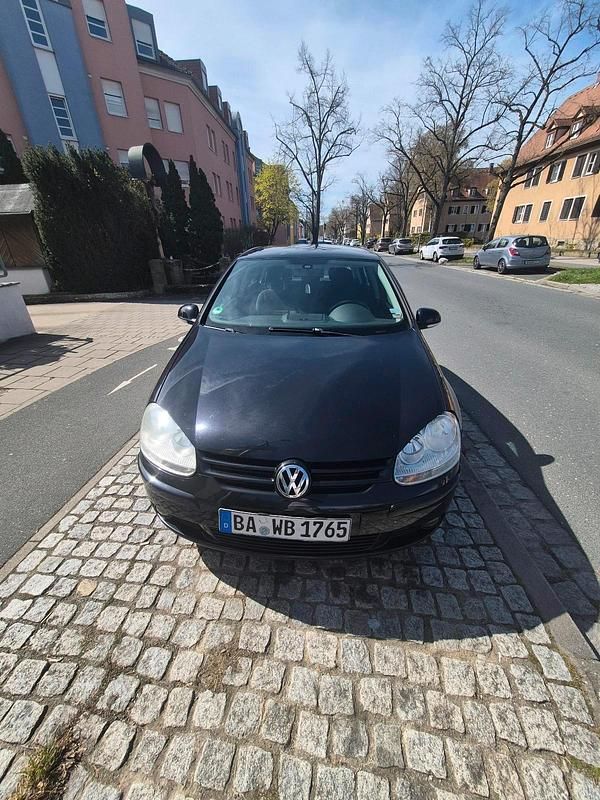 Gebraucht VW Golf V 85 PS (62 kW) 2006 Schwarz Kleinwagen
