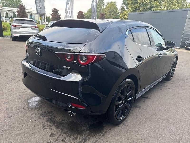 Neu Mazda 3 Homura-Line 140 PS (102 kW) 2025 Jet black Limousine