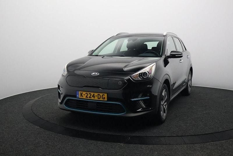 Schwarz Gebraucht 2020 Kia e-Niro SUV | 17.969 € (Fairer Preis) - Bild 1/4