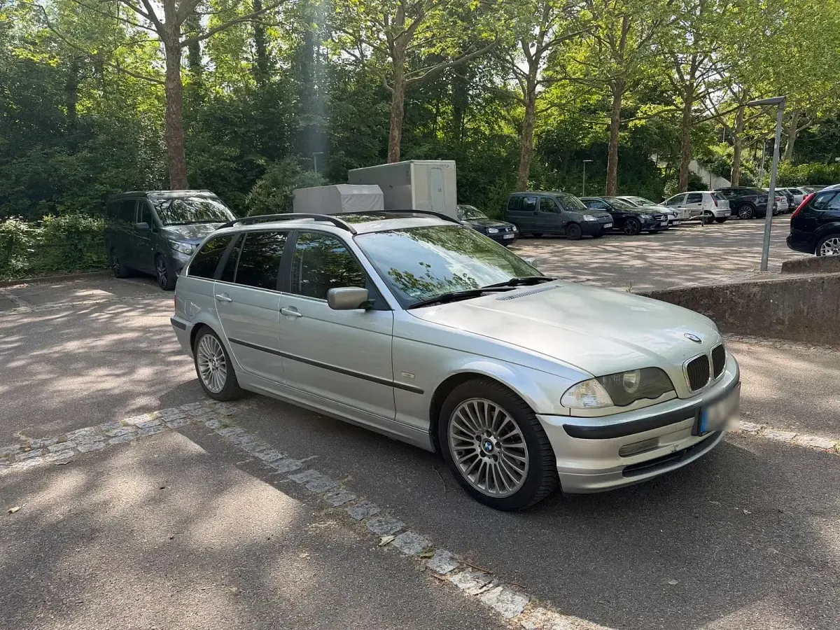 Gebraucht BMW 328 193 PS (141 kW) 2000 Silber Kombi