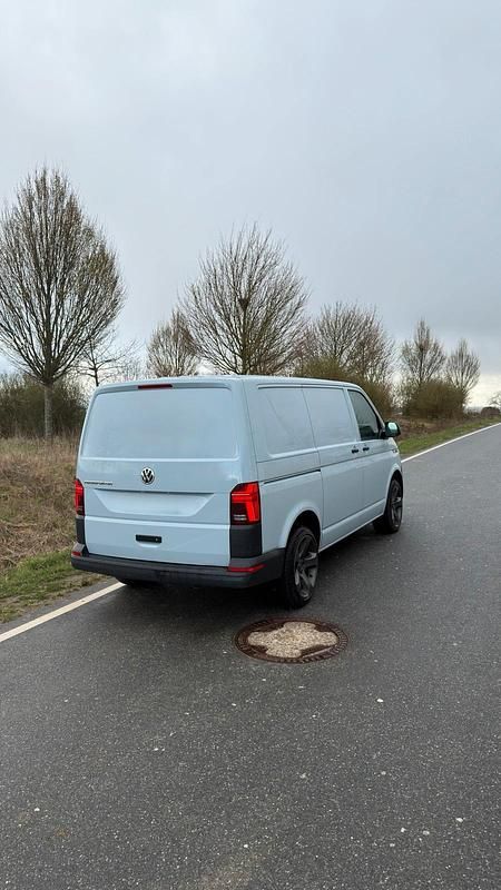 Gebraucht VW Transporter 2021 Grau Van