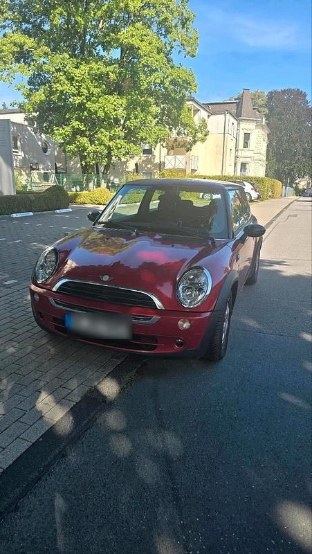 Rot Gebraucht 2006 Mini ONE Seven Kleinwagen | 1.100 € (Guter Preis) - Bild 1/4