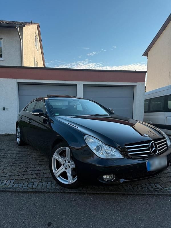 Schwarz Gebraucht 2007 Mercedes CLS350 Limousine | 8.650 € - Bild 1/4