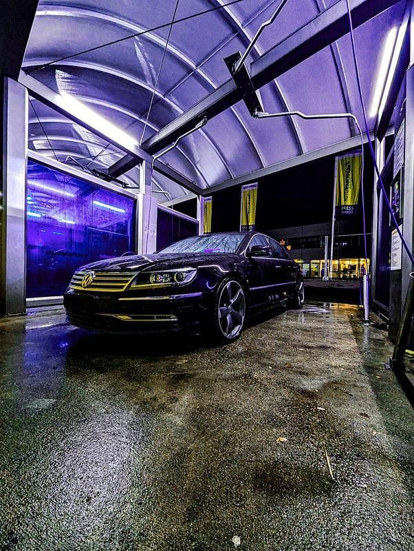 Second-hand VW Phaeton 239 CP (175 kW) 2012 Negru Berlinǎ